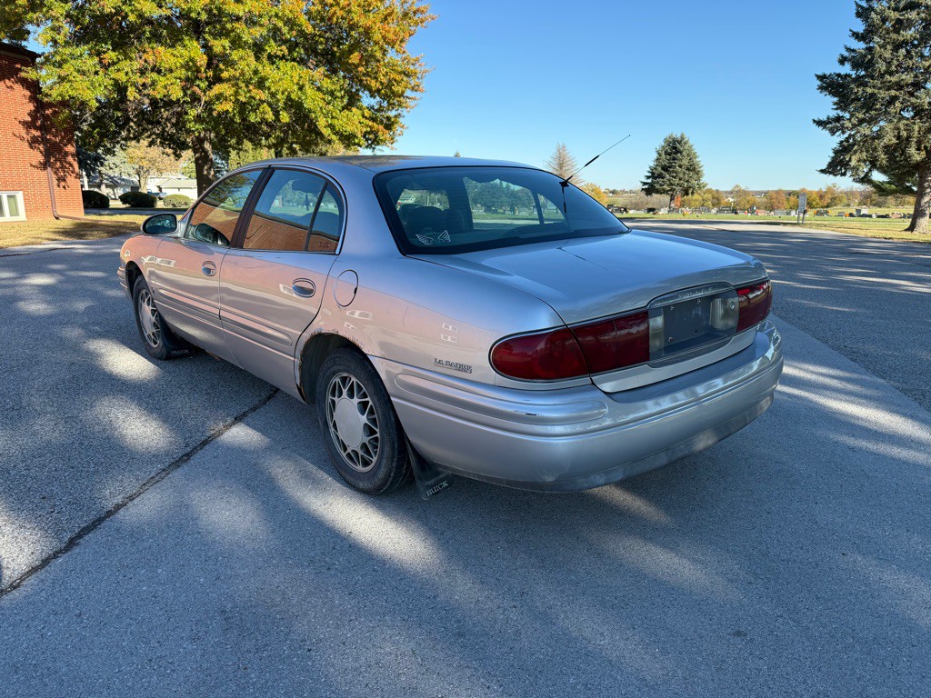 2002 Buick LeSabre Image 8