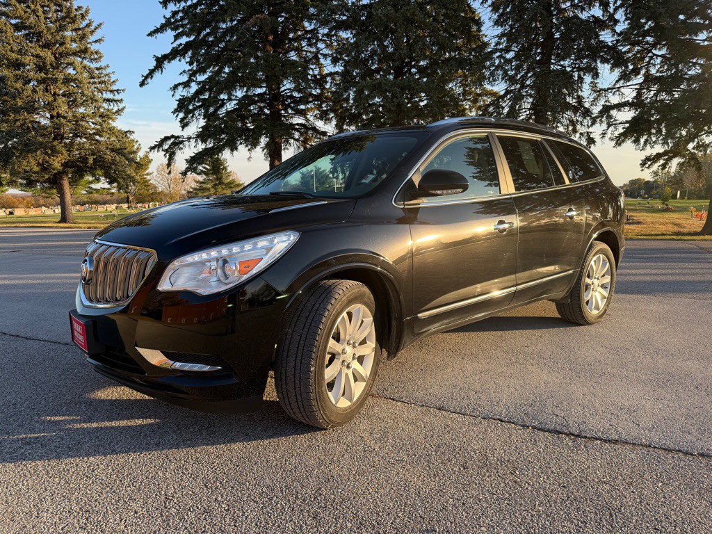 2017 Buick Enclave Image 1