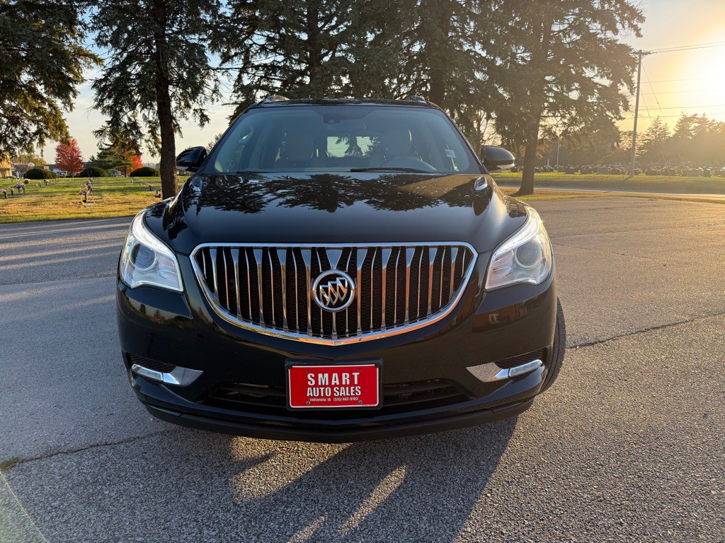 2017 Buick Enclave Image 2