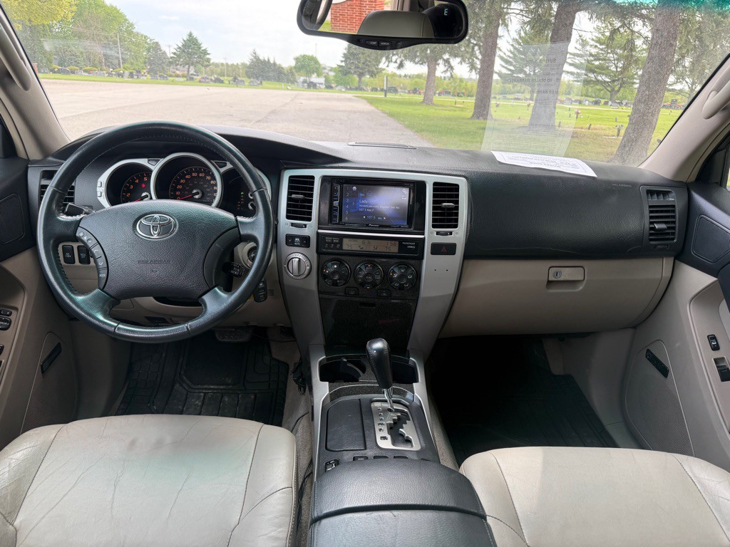 2005 Toyota 4Runner Image 10