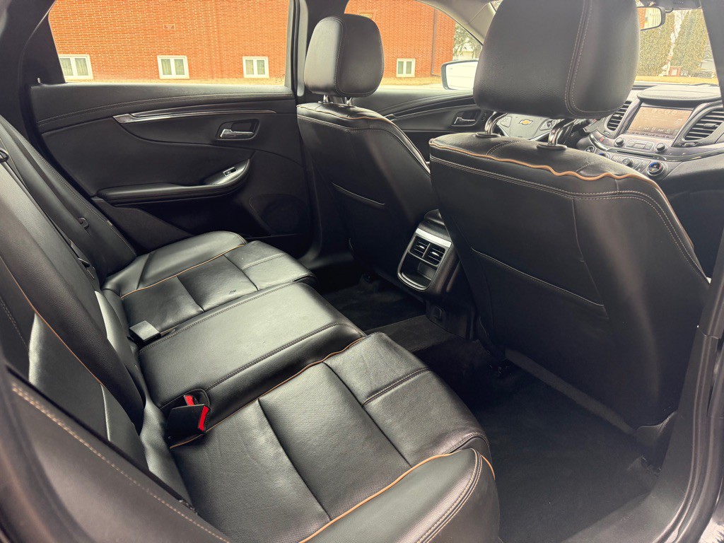 2016 Chevrolet Impala Image 10