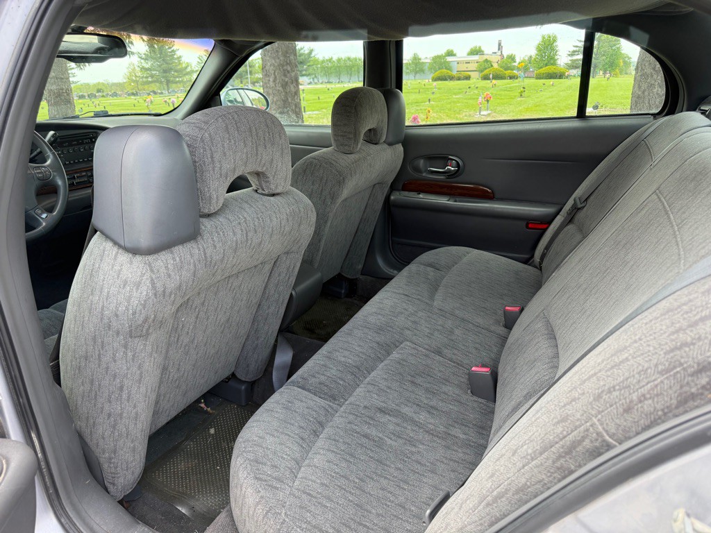 2005 Buick LeSabre Image 9