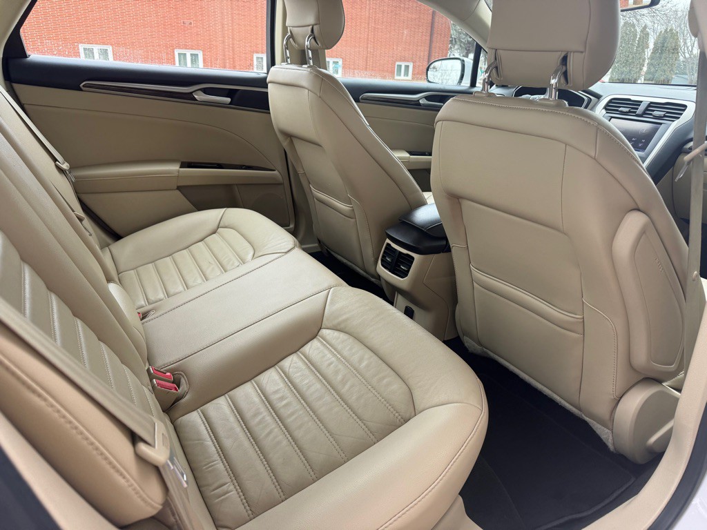 2013 Ford Fusion Image 9