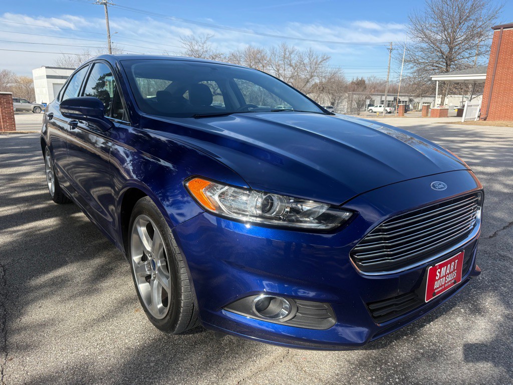 2016 Ford Fusion Image 9