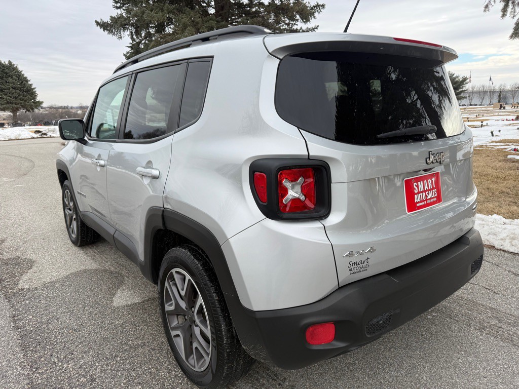 2017 Jeep Renegade Image 3