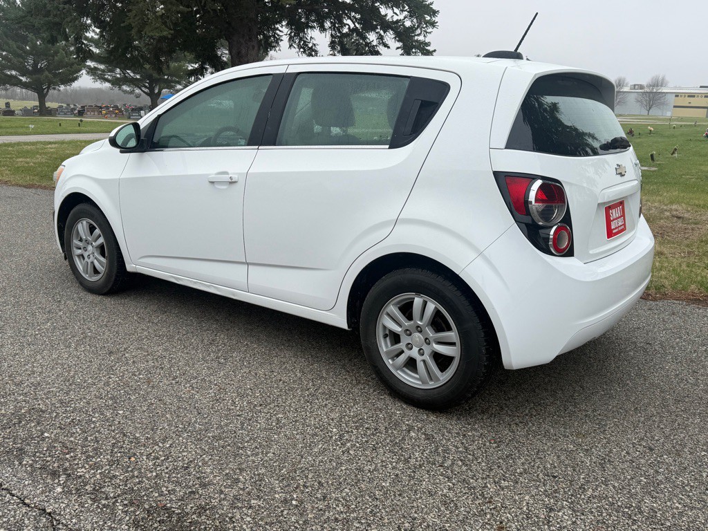 2015 Chevrolet Sonic Image 5