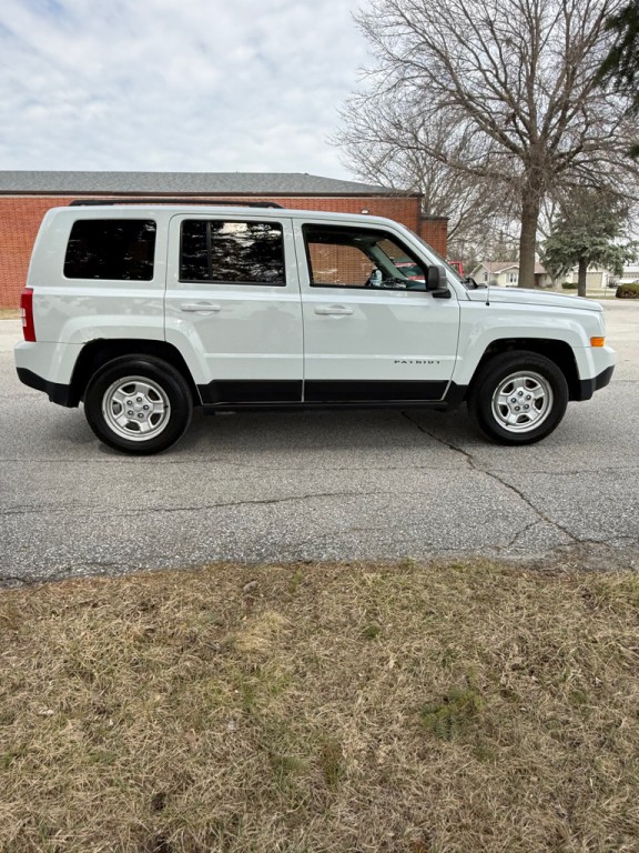 2016 Jeep Patriot Image 4