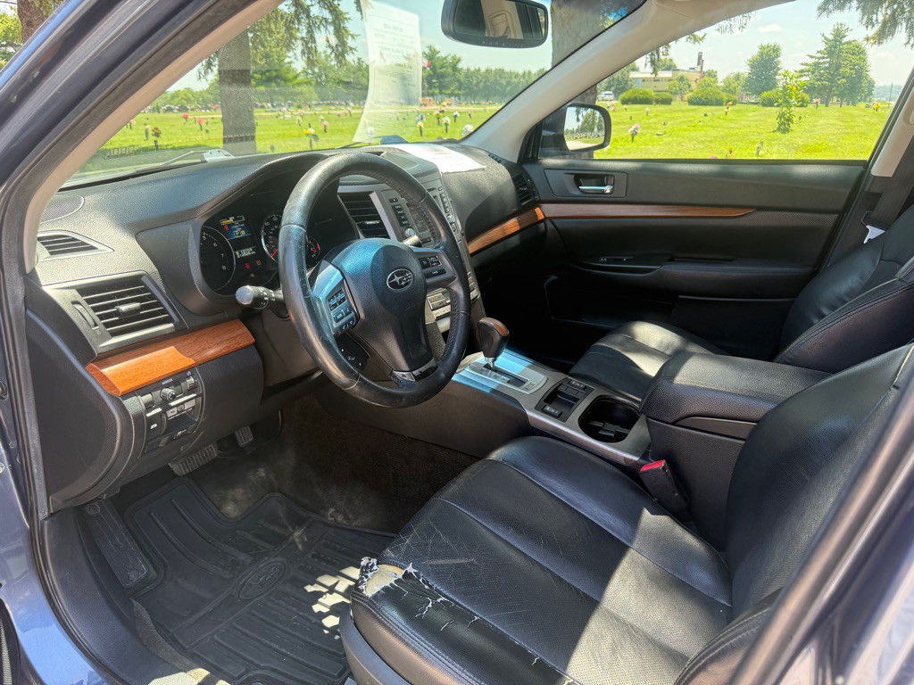 2013 Subaru Outback Image 7