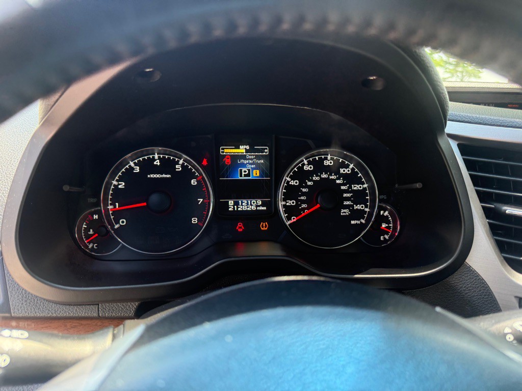 2013 Subaru Outback Image 8