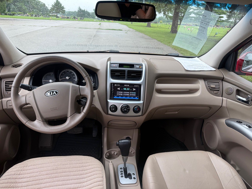 2009 Kia Sportage Image 8