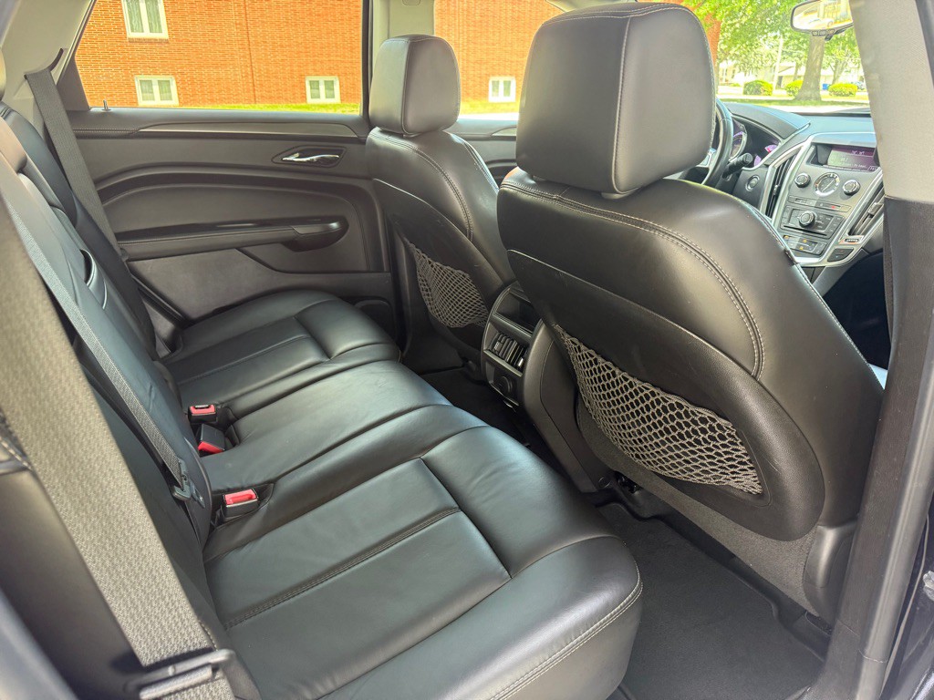 2012 Cadillac SRX Image 10