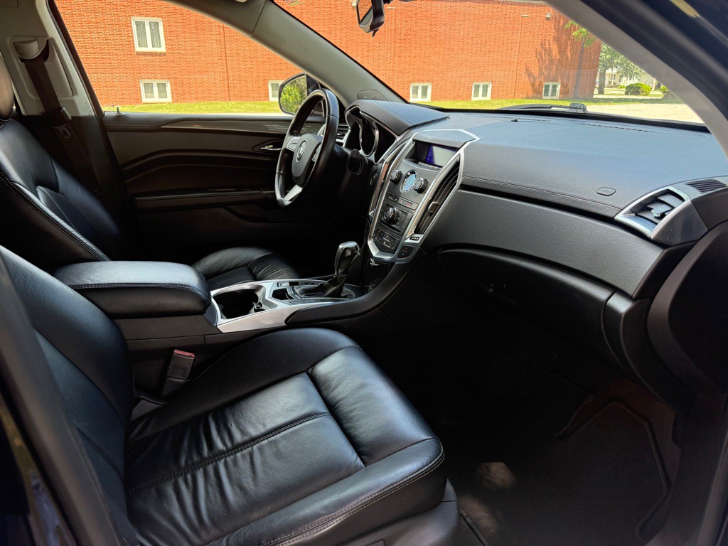 2012 Cadillac SRX Image 11