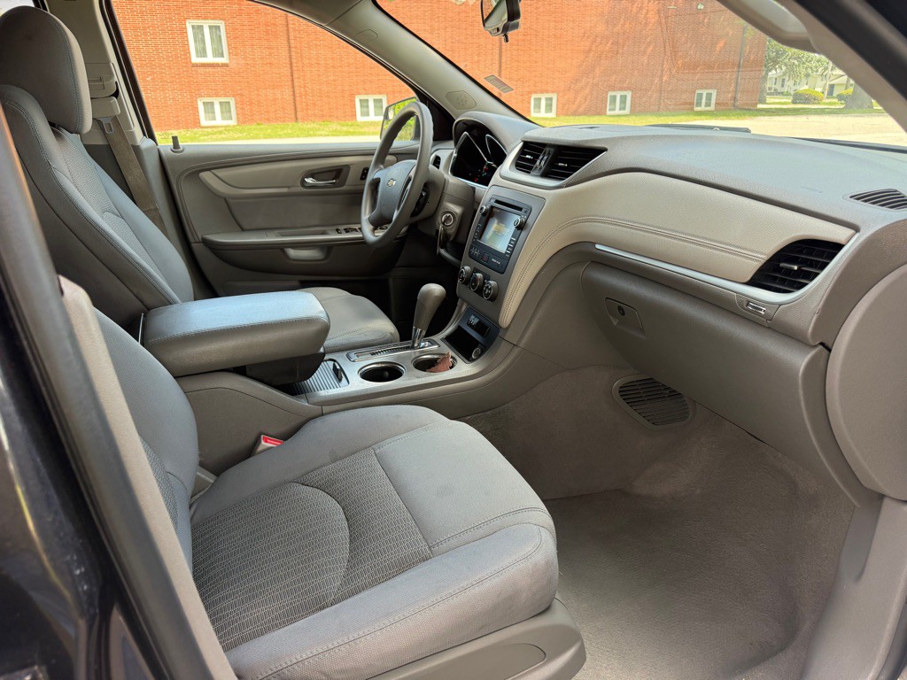 2014 Chevrolet Traverse Image 11