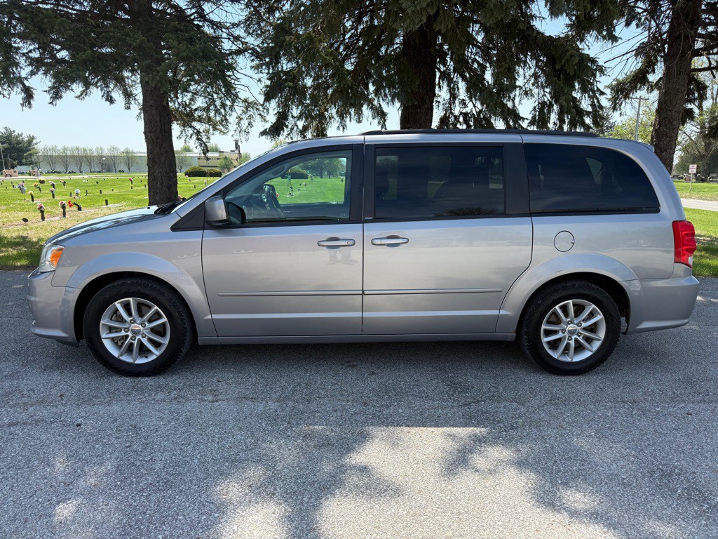 2014 Dodge Grand Caravan Image 2