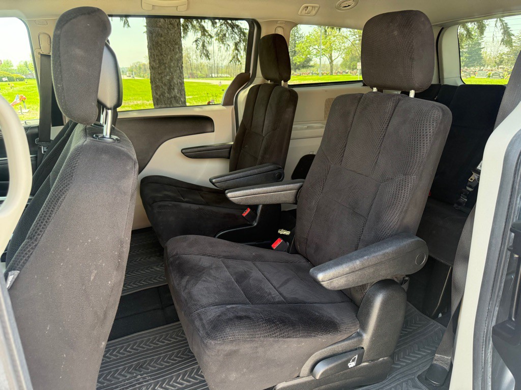 2014 Dodge Grand Caravan Image 7
