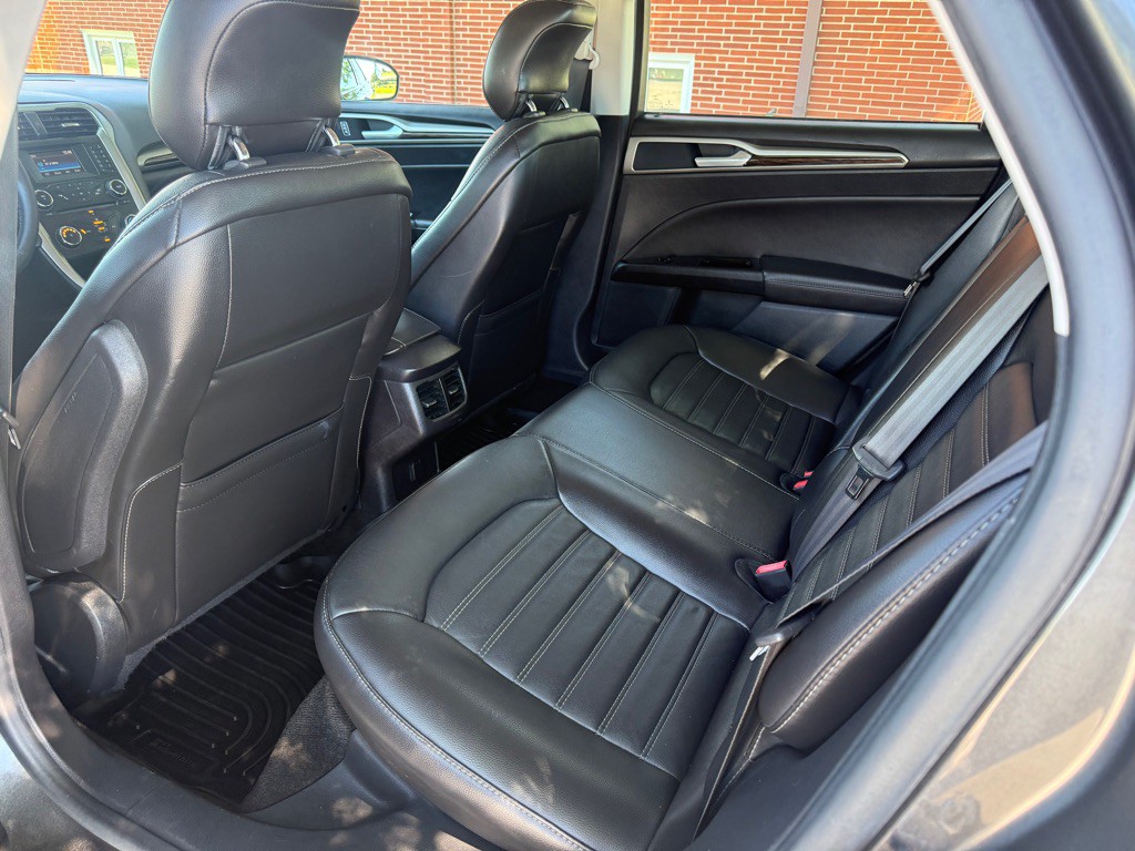 2015 Ford Fusion Image 7