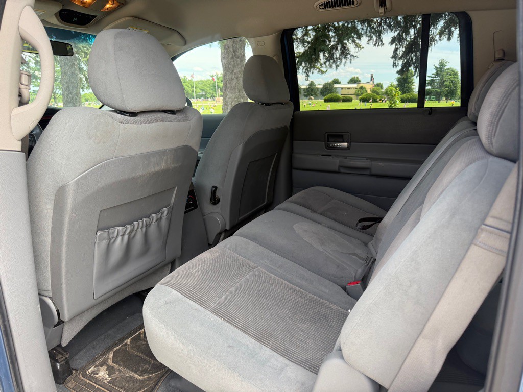 2005 Dodge Durango Image 7