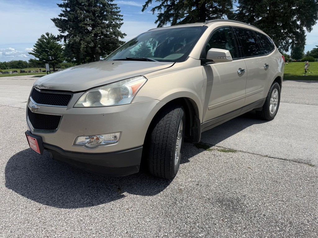 2012 Chevrolet Traverse Image 1