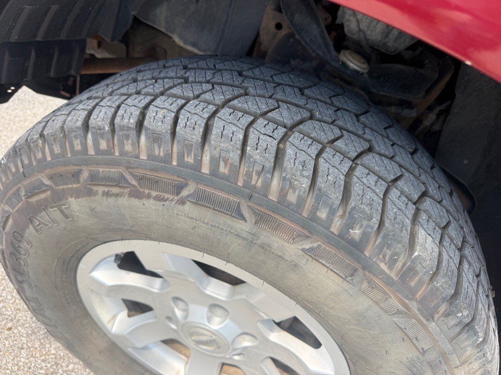 2005 Nissan Titan Image 7