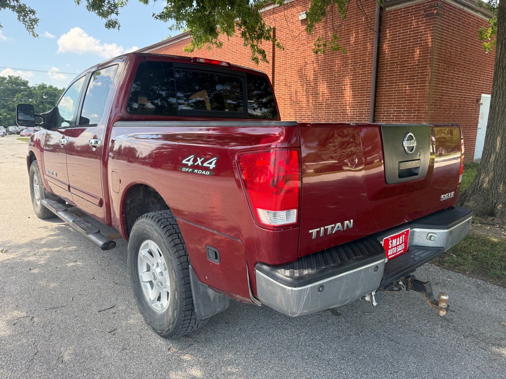 2005 Nissan Titan Image 13