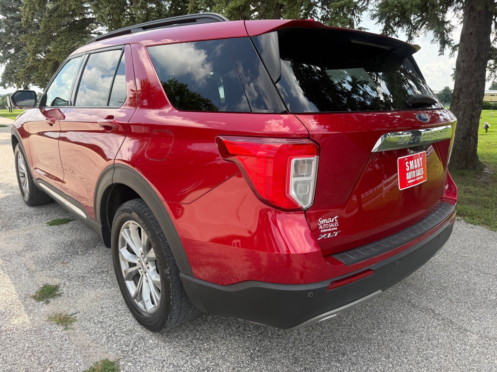 2020 Ford Explorer Image 3