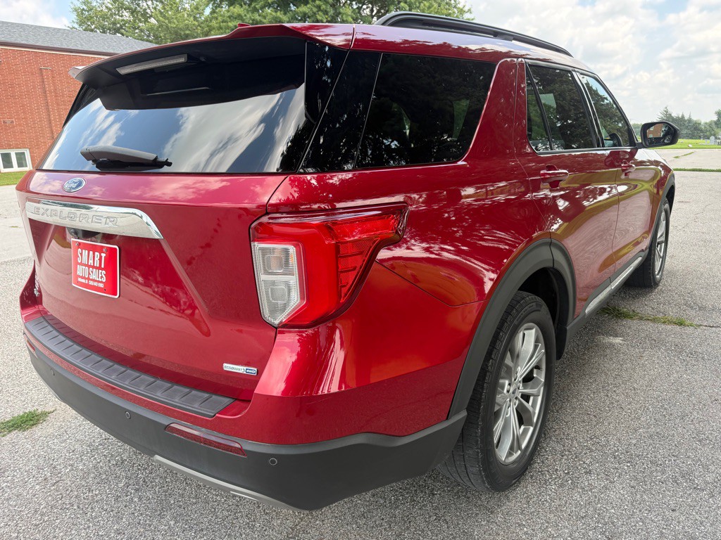 2020 Ford Explorer Image 4