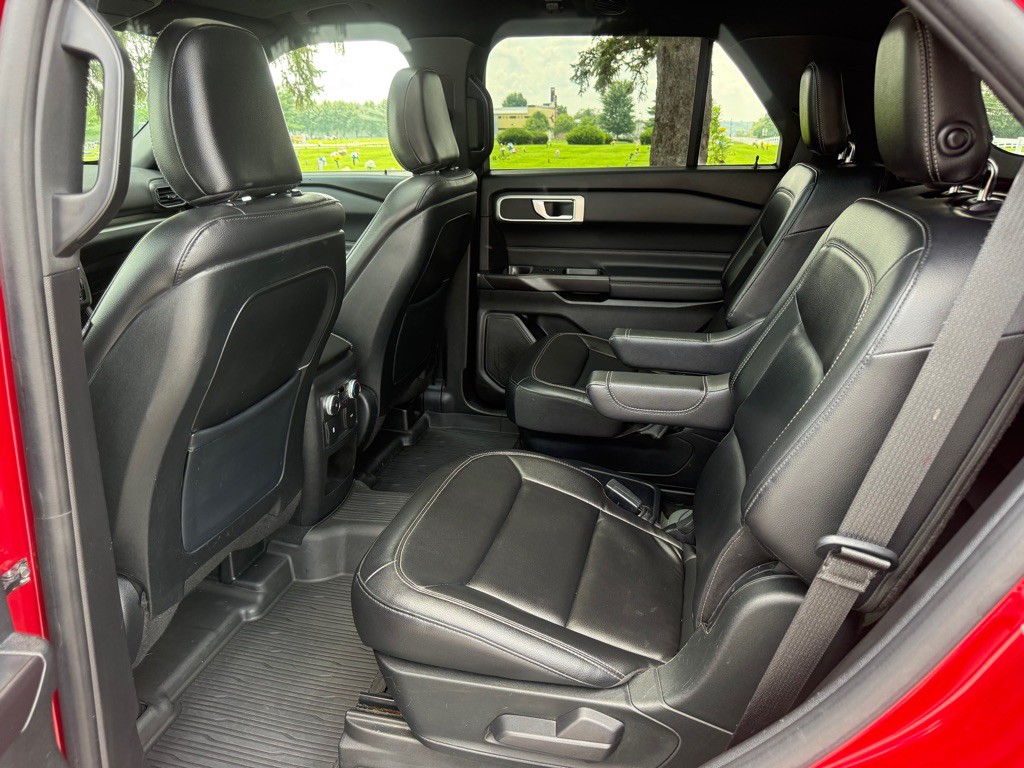 2020 Ford Explorer Image 11