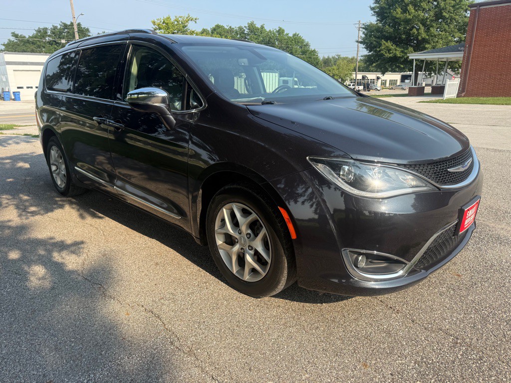 2020 Chrysler Pacifica Image 6