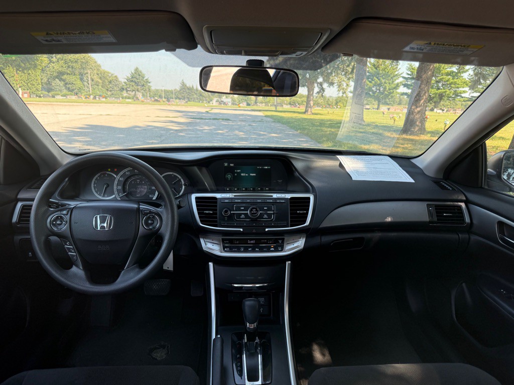 2013 Honda Accord Image 10