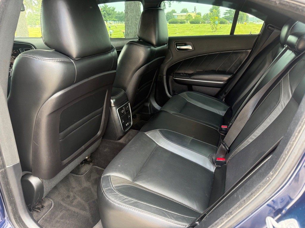 2016 Dodge Charger Image 7