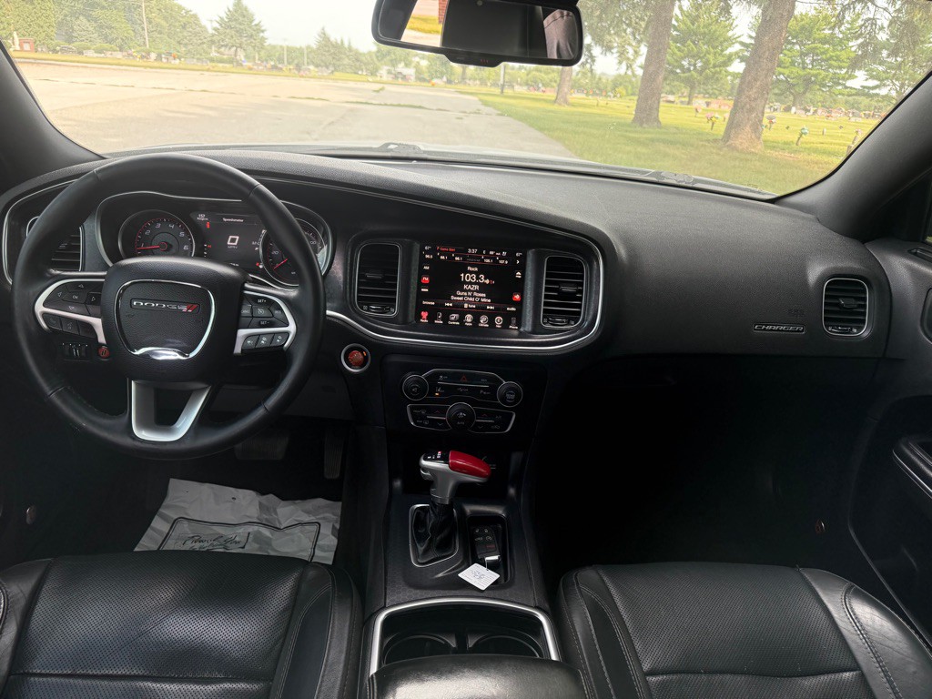 2016 Dodge Charger Image 8