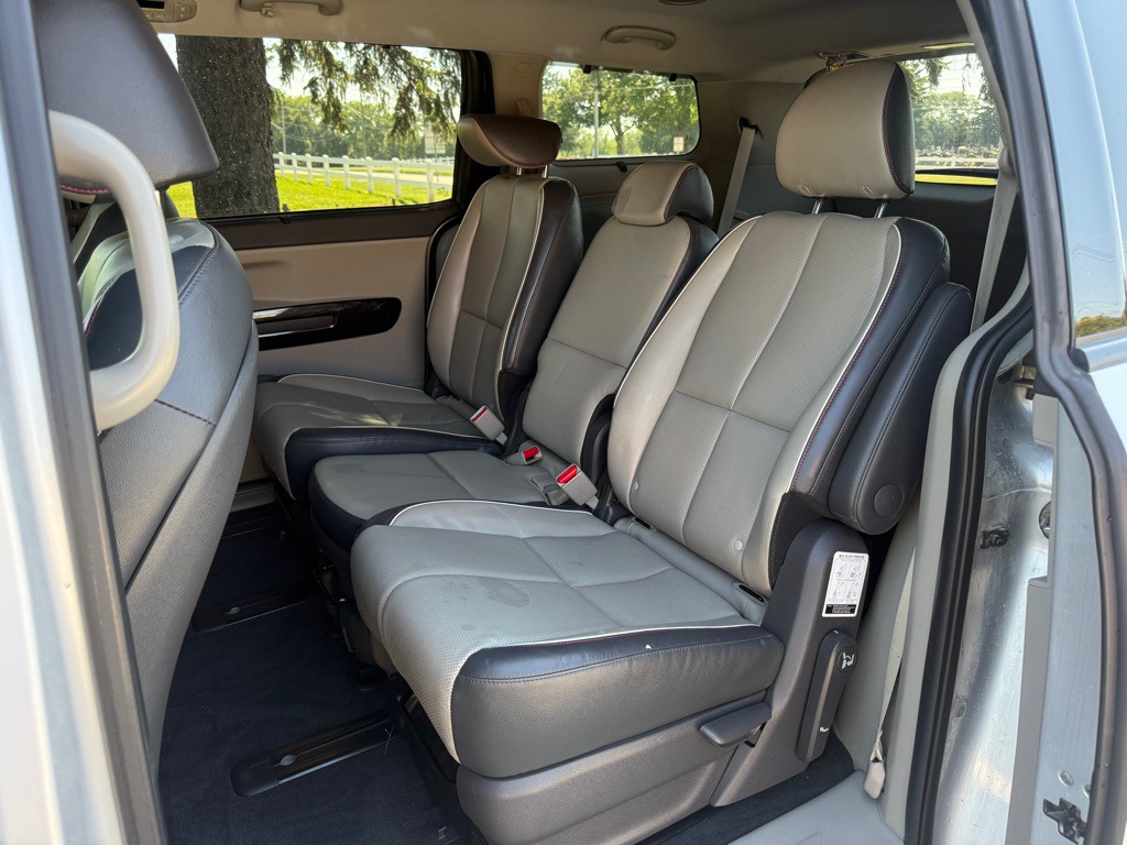 2018 Kia Sedona Image 10