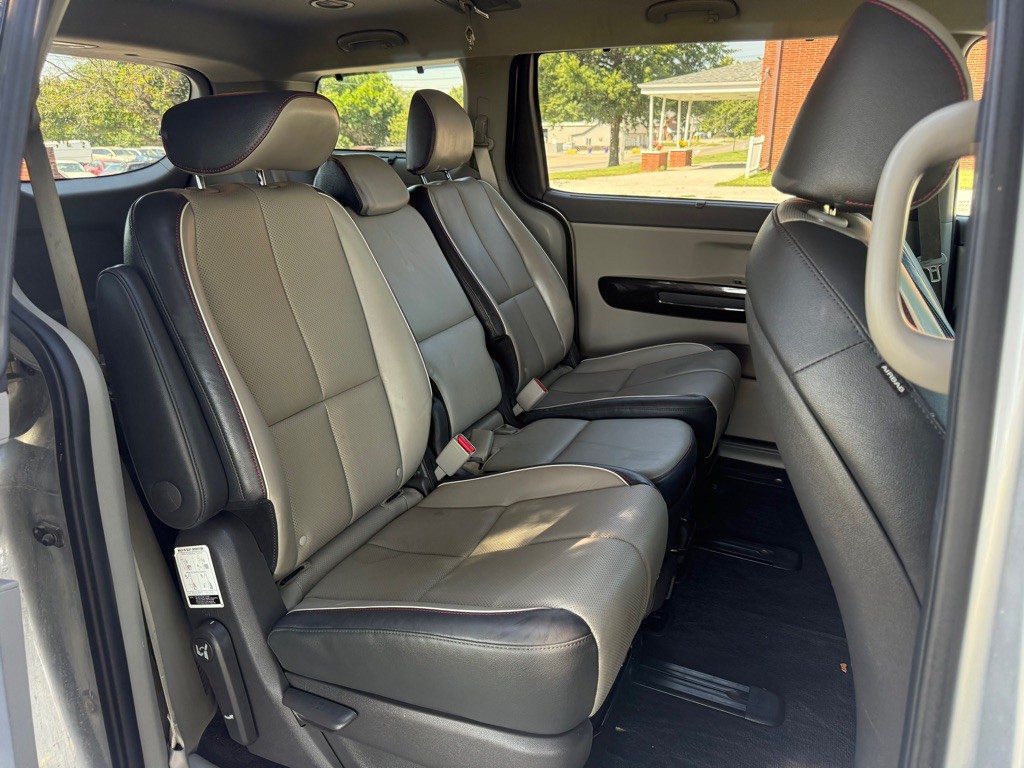 2018 Kia Sedona Image 13