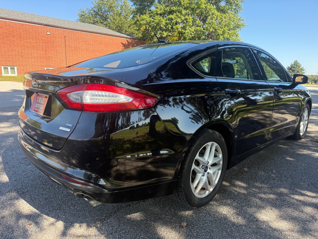 2016 Ford Fusion Image 4