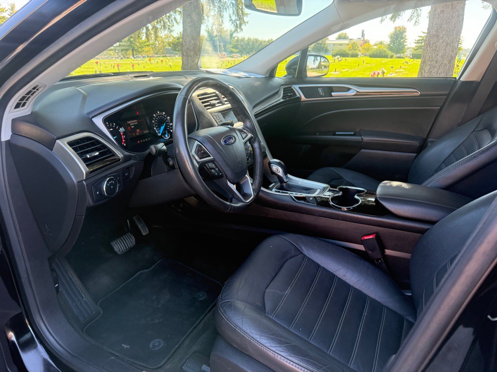 2016 Ford Fusion Image 7