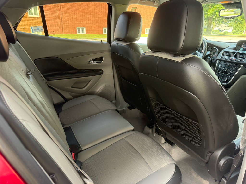 2016 Buick Enclave Image 11