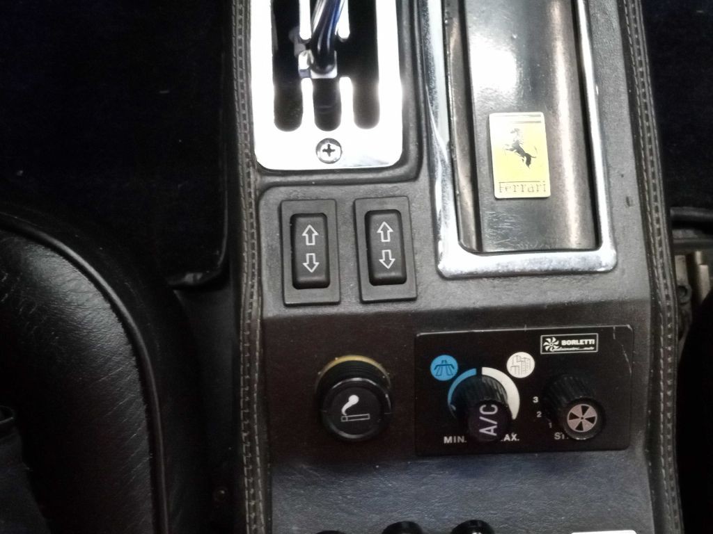 1981 Ferrari 308 Image 18