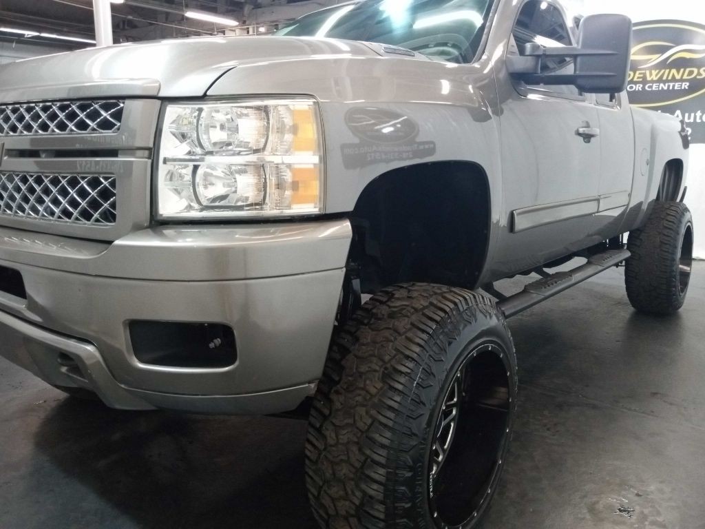 2013 Chevrolet Silverado 1500 Image 2