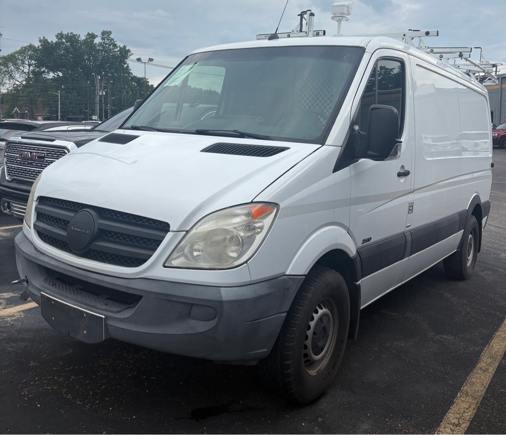 2013 Mercedes-Benz Sprinter Image 1