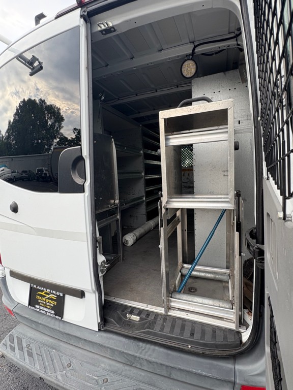2013 Mercedes-Benz Sprinter Image 5