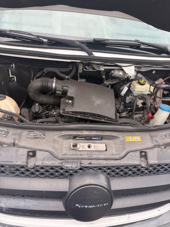 2013 Mercedes-Benz Sprinter Image 8