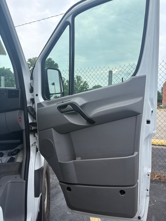 2013 Mercedes-Benz Sprinter Image 19