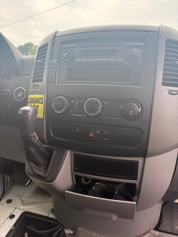 2013 Mercedes-Benz Sprinter Image 25