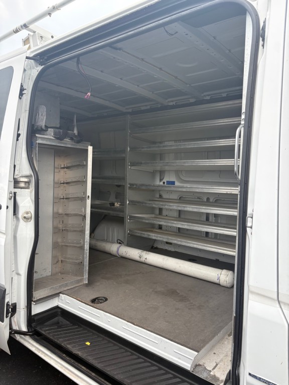 2013 Mercedes-Benz Sprinter Image 26