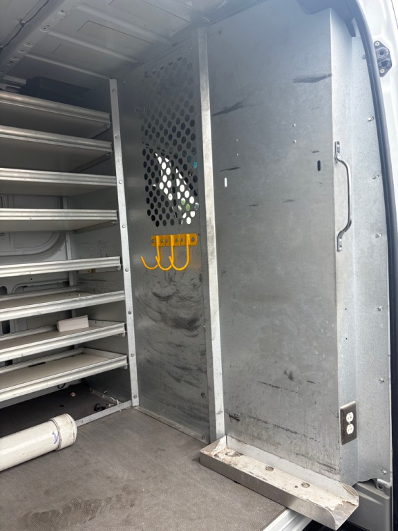 2013 Mercedes-Benz Sprinter Image 27