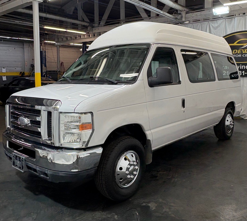 2014 Ford Econoline Image 3