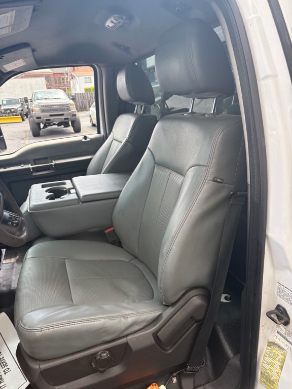 2013 Ford F-350 Image 15