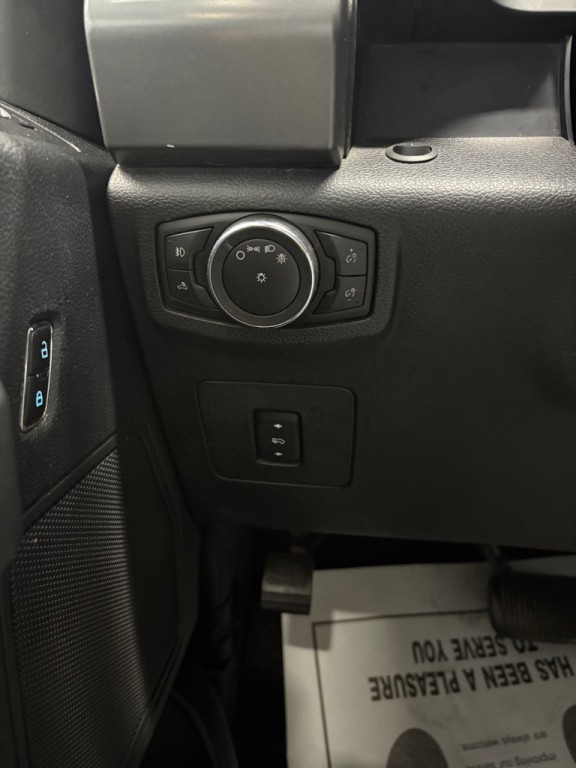 2015 Ford F-150 Image 17