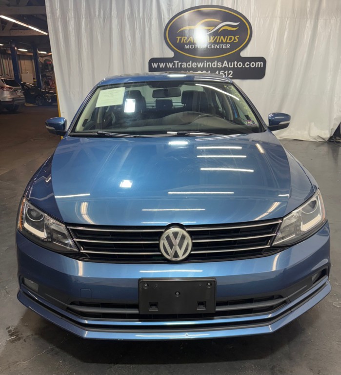 2015 Volkswagen Jetta Image 2