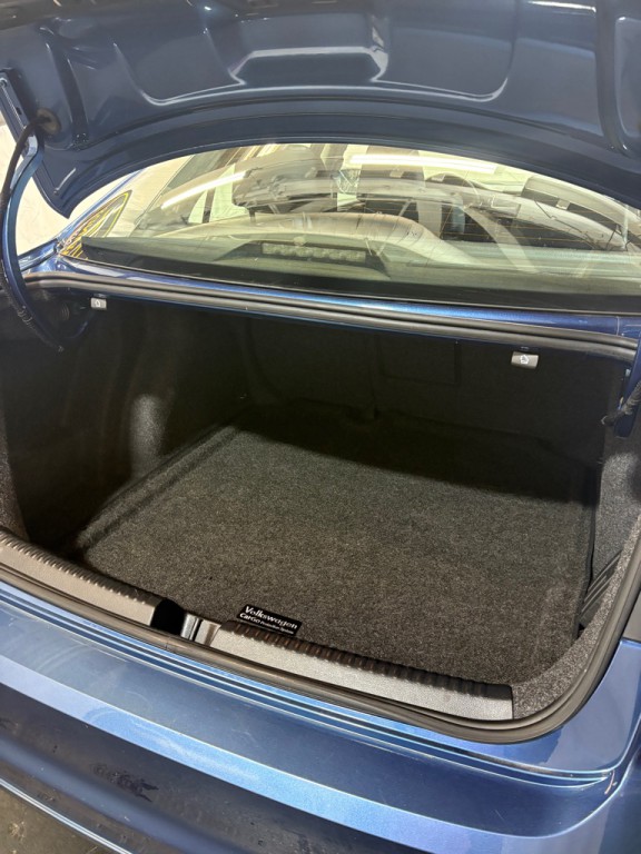 2015 Volkswagen Jetta Image 11